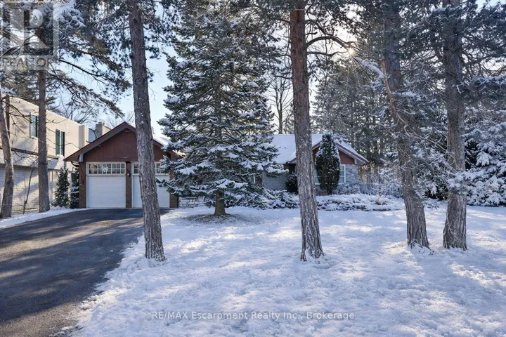 1336 QUEEN VICTORIA AVENUE, Mississauga (Lorne Park), Ontario L5H3H3