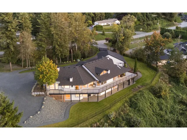 41965 NIKADA DRIVE, Majuba Hill, Yarrow, British Columbia V2R5H2