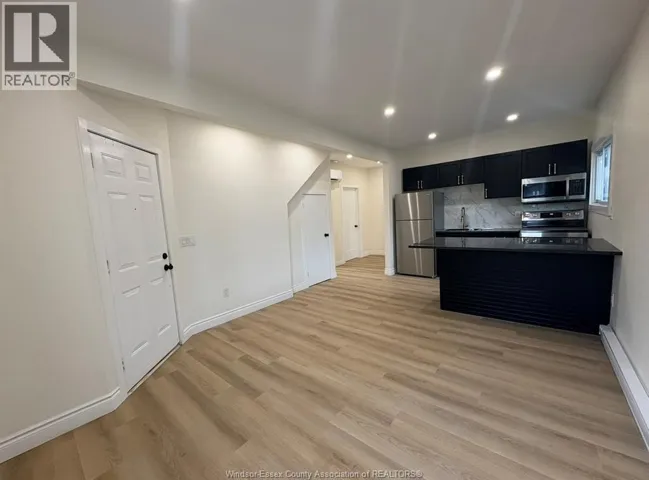 191 MARENTETTE Unit# 1, Windsor, Ontario N9A1Y3
