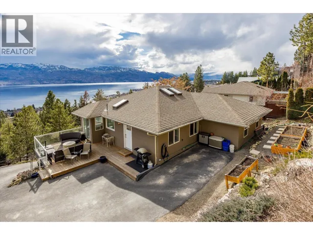 1238 McCallum Road, West Kelowna, British Columbia V1Z2T9