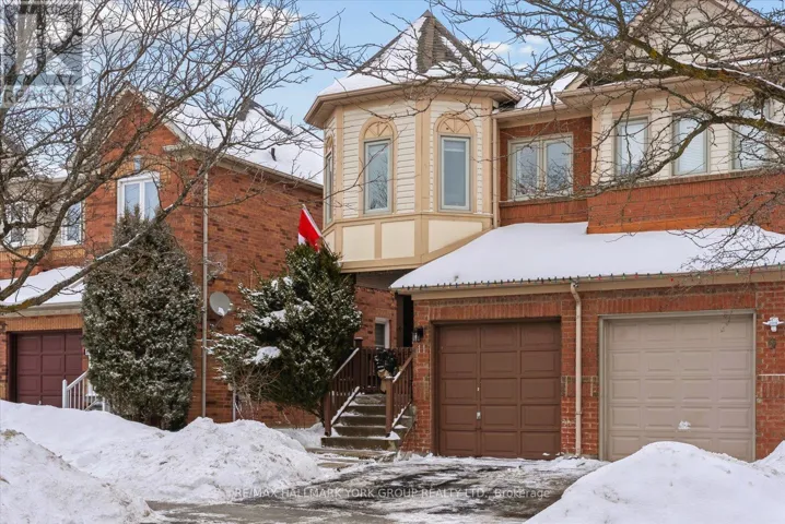 11 SNEDDEN AVENUE, Aurora (Bayview Wellington), Ontario L4G7J6