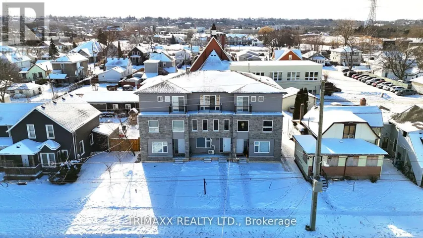 25B OAKDALE AVENUE, St. Catharines (Oakdale), Ontario L2P2B8