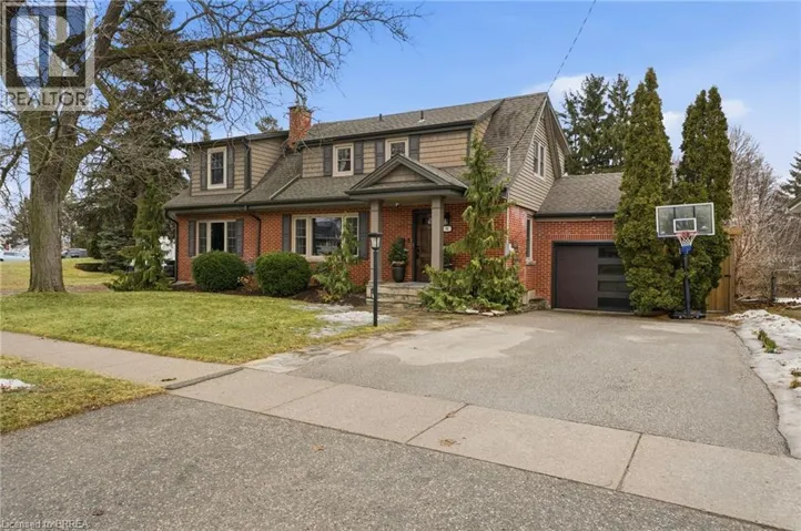 86 ELM Street, Brantford, Ontario N3R4V2