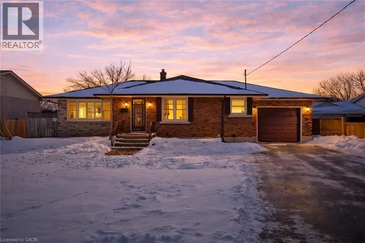 44 ALBANY Drive, St. Catharines, Ontario L2N3T5