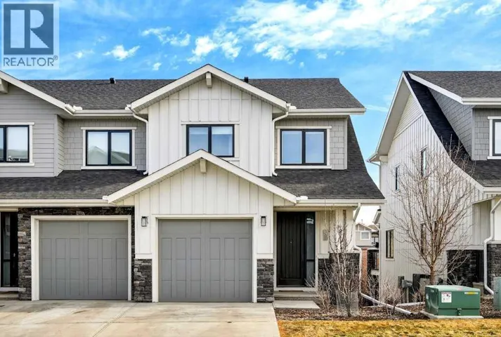 168 Crestridge Common SW, Calgary, Alberta T3B6J5