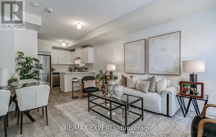 61 - 300 ALEX GARDNER CIRCLE, Aurora (Aurora Village), Ontario L4G1N4