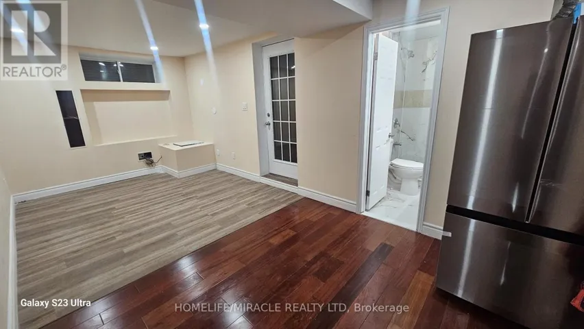 1296 MARGATE DRIVE, Oshawa (Eastdale), Ontario L1K2S5