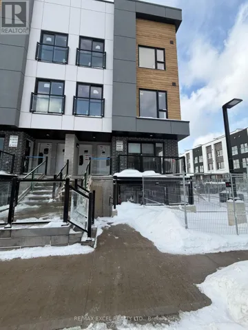 16 MELBOURNE AVENUE, St. Catharines (E. Chester), Ontario L2P3J8