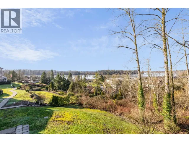 207 11601 227 STREET, Maple Ridge, British Columbia V2X0J7