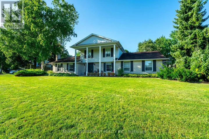 1 ACREDALE DRIVE, Hamilton (Carlisle), Ontario L0R1H2