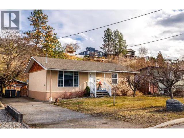 975 Neptune Road, Kelowna, British Columbia V1X3E4