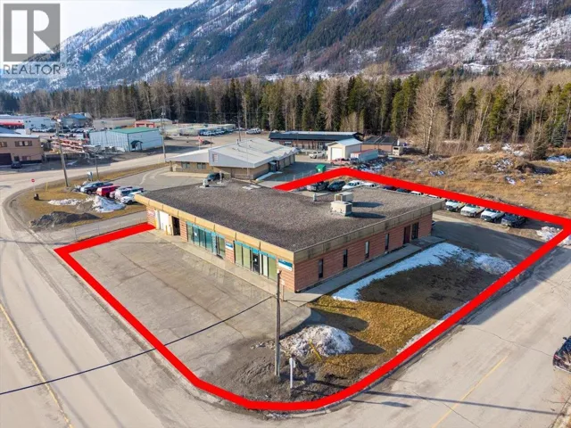603 Pine Avenue, Sparwood, British Columbia V0B2G0