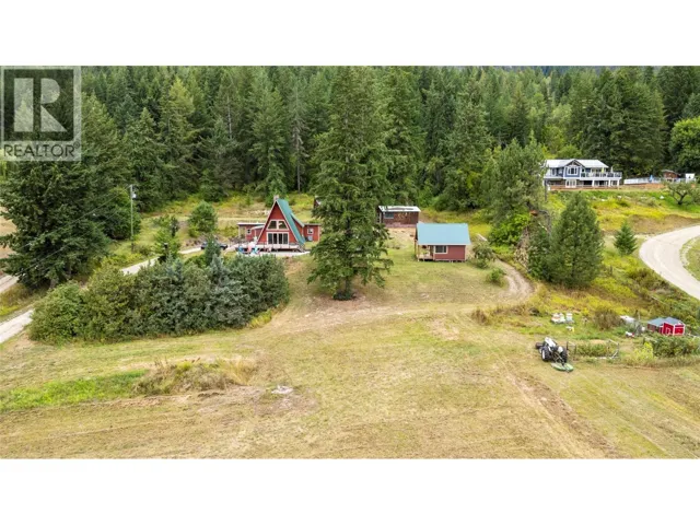 6551 40 Street NW, Salmon Arm, British Columbia V1E3A5