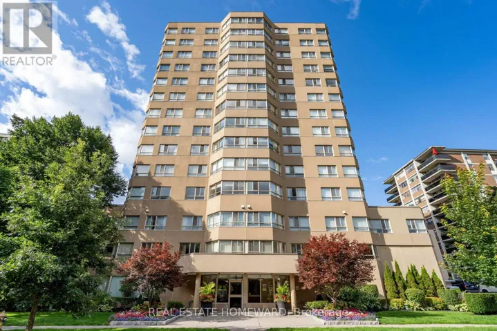 1002 - 4 PARK VISTA, Toronto (O'Connor-Parkview), Ontario M4B3M8