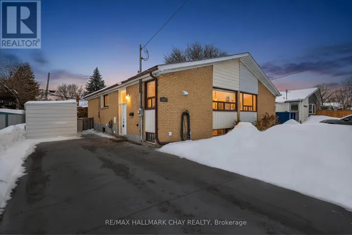 313 TAYLOR MILLS DRIVE N, Richmond Hill (Crosby), Ontario L4C2T8