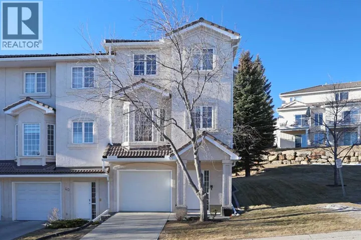 42 Hamptons Link NW, Calgary, Alberta T3A5V9