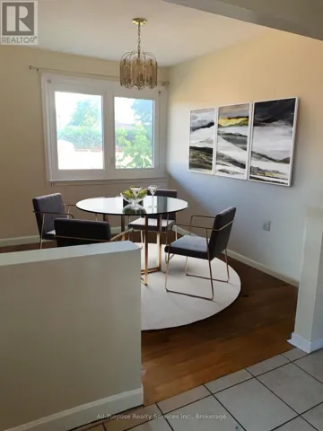 92 KITCHENER ROAD, Toronto (West Hill), Ontario M1E2X7