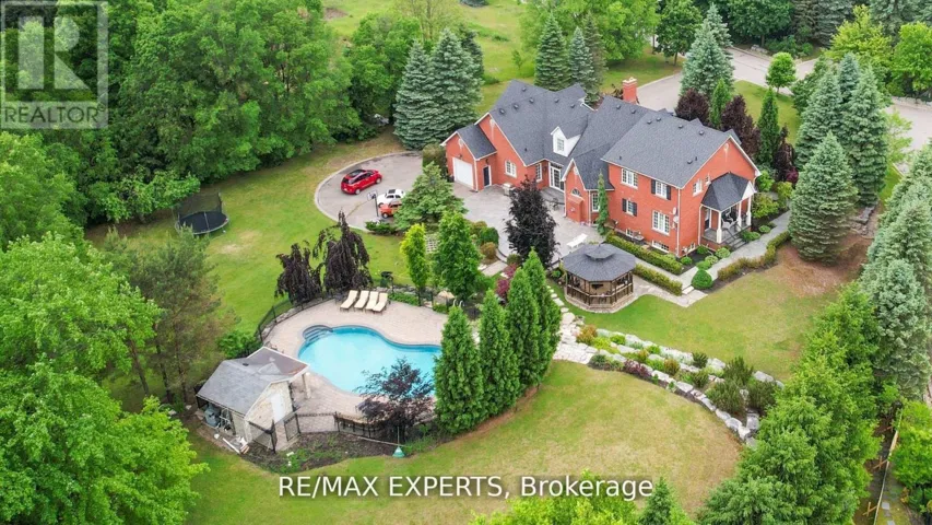 27 THERESA CIRCLE, Vaughan (Kleinburg), Ontario L0J1C0