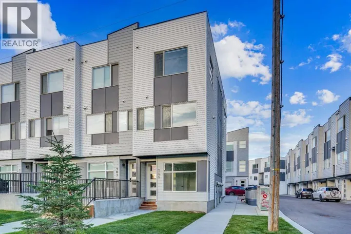 105 Panatella Square NW, Calgary, Alberta T3K2R9