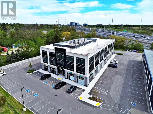 209 - 1670 NORTH SERVICE ROAD, Oakville (QE Queen Elizabeth), Ontario L6H7G3