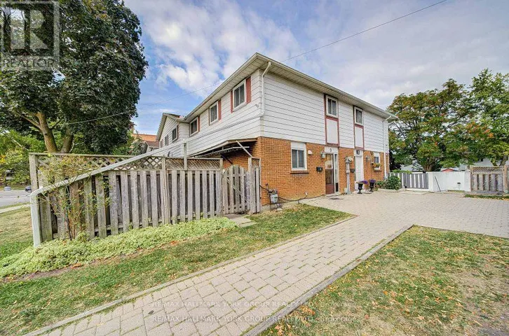 9 BUR OAK WAY, Toronto (Glenfield-Jane Heights), Ontario M3L2G3