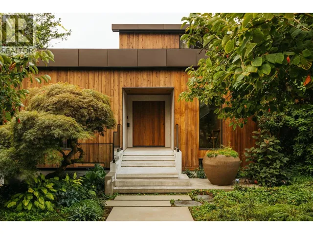 1295 W KEITH ROAD, North Vancouver, British Columbia V7P1Y9