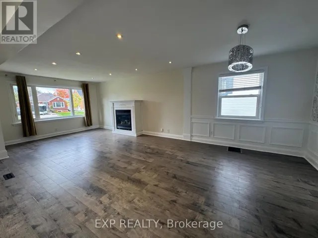 UPPER - 97 CENTRAL PARK BOULEVARD N, Oshawa (O'Neill), Ontario L1G5Y4