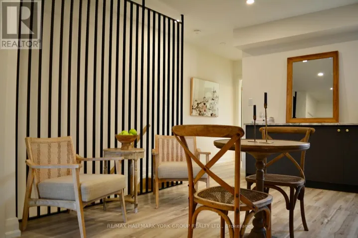 UPPER - 398 CONCORD AVENUE, Toronto (Dovercourt-Wallace Emerson-Junction), Ontario M6H2P8