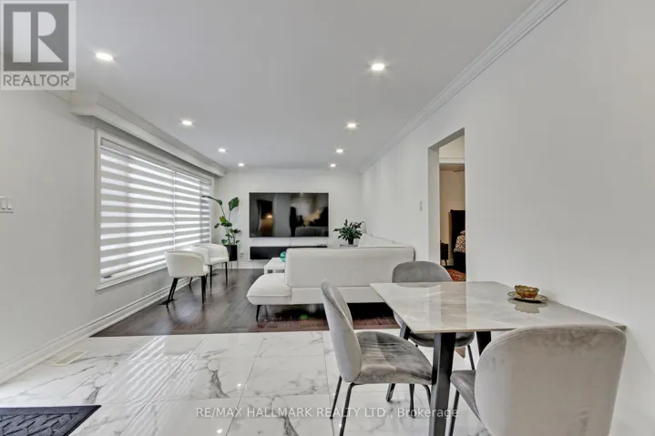 13 PATRICK DRIVE, Aurora (Aurora Highlands), Ontario L4G2A6