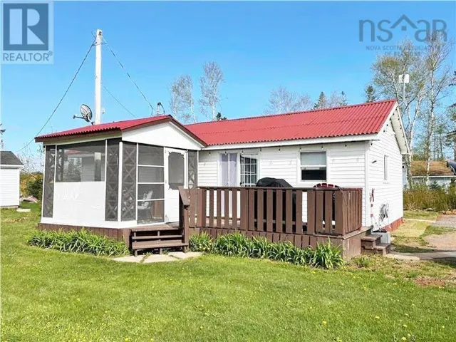40 Jacksons Point Road, Tidnish Bridge, Nova Scotia B4H3X9