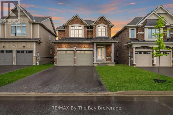 97 TRACEY LANE, Collingwood, Ontario L9Y3Z6