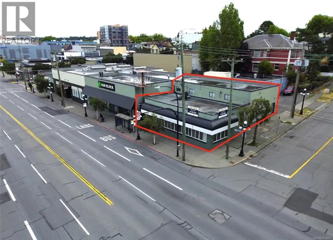 2001 Douglas St, Victoria, British Columbia V8T4K9