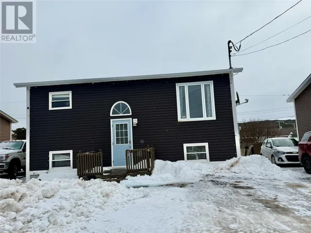 7 Farm Road, Fortune, Newfoundland & Labrador A0E1P0