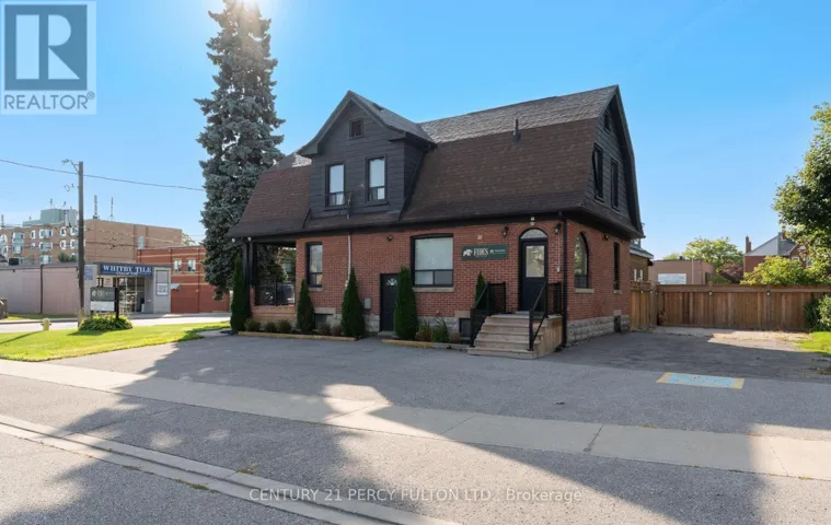 LOWER - 228 BROCK STREET N, Whitby (Downtown Whitby), Ontario L1N4H5