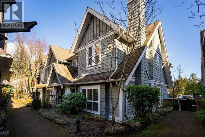 9 2688 MOUNTAIN HIGHWAY, North Vancouver, British Columbia V7J2N5