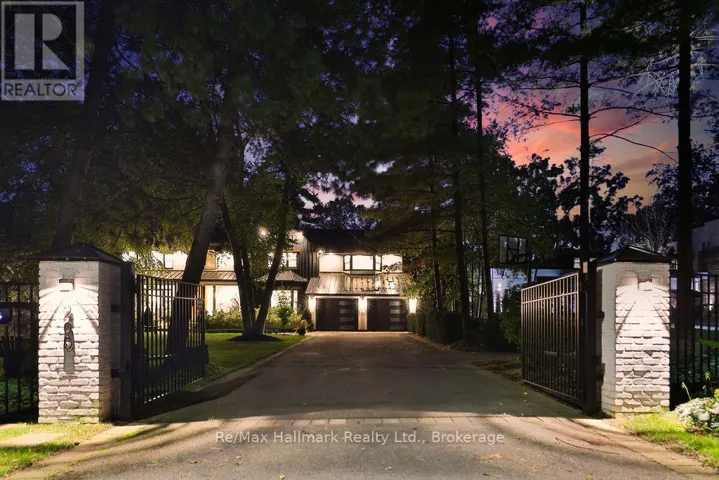 200 CHARTWELL ROAD, Oakville (OO Old Oakville), Ontario L6J3Z8