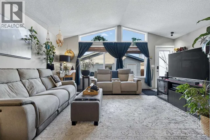 331 Prestwick Heights SE, Calgary, Alberta T2Z4H7