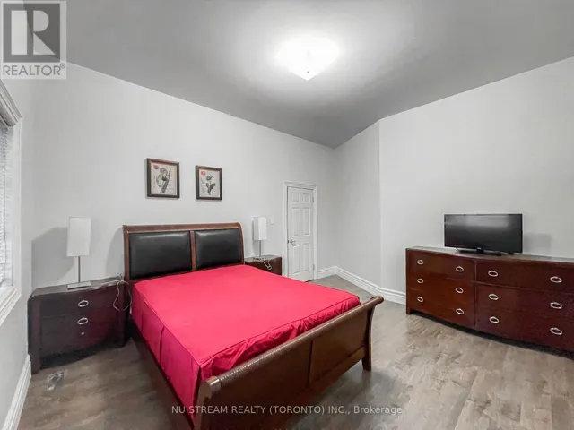 72 SNIVELY STREET, Richmond Hill (Oak Ridges Lake Wilcox), Ontario L4E3E6