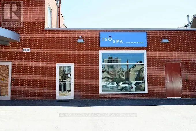 5 - 464 BANK STREET, Ottawa, Ontario K2P1Z3