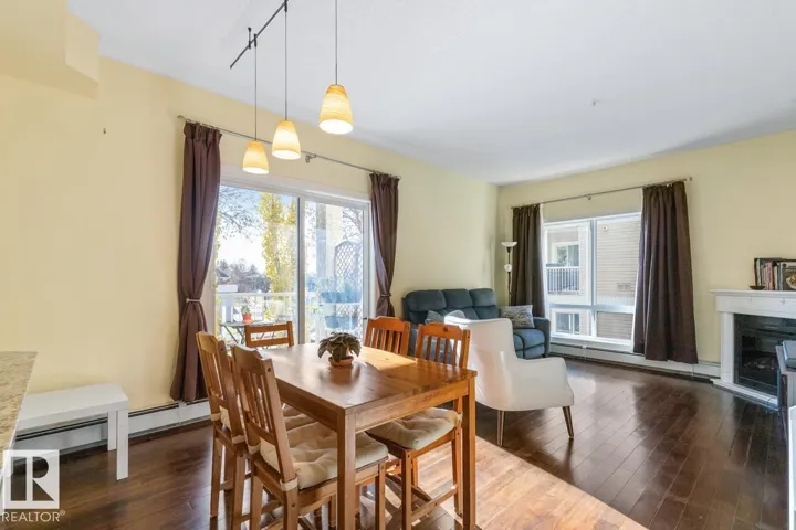 #202 10524 77 AV NW, Edmonton, Alberta T6E1N1