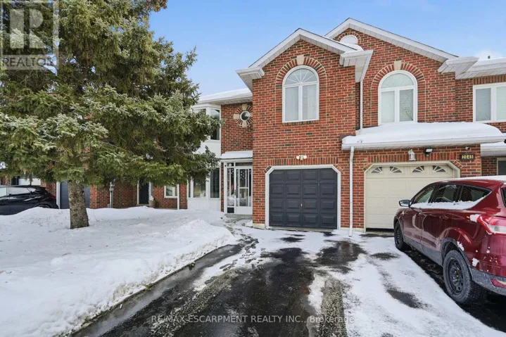 2047 CHRISDON ROAD, Burlington (Headon), Ontario L7M3W9