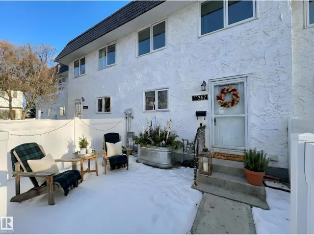 11357 22 AV NW, Edmonton, Alberta T6J4V8