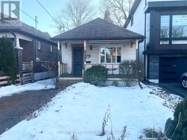 7 HOLBORNE AVENUE, Toronto (Danforth Village-East York), Ontario M4C2P8