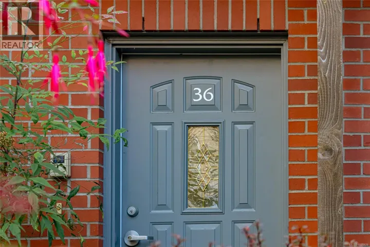 36 60 Dallas Rd, Victoria, British Columbia V8V1A2