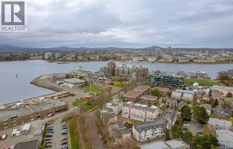 36 60 Dallas Rd, Victoria, British Columbia V8V1A2