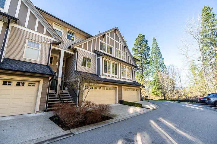 2 9590 216 STREET, Langley, British Columbia V1M0C9