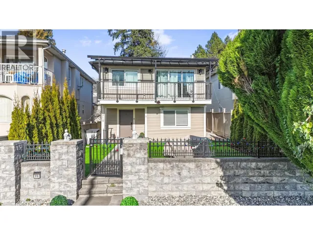 510 25TH W STREET, North Vancouver, British Columbia V7N2G3