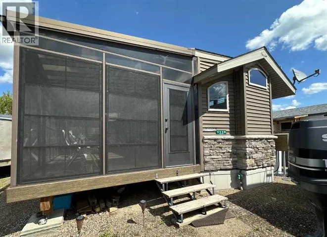 1115 Oak Avenue, Lac Des Iles, Saskatchewan S0M1A0