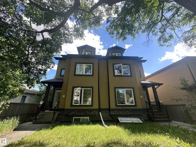 10935 76 AV NW, Edmonton, Alberta T6G0J6