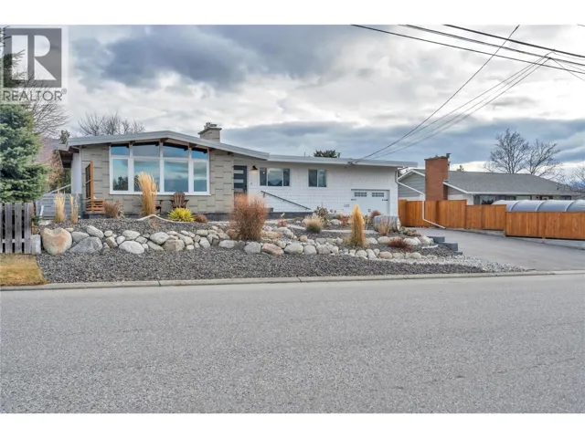 1554 Ridgedale Avenue, Penticton, British Columbia V2A2S4